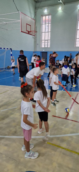 "Папа, мама, я-спортивная семья".